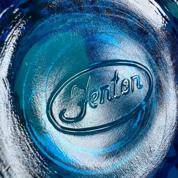 Vintage Small Blue Glass Fenton Hobnail Ruffle Vase - Picture 6 of 10